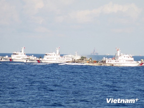 Trung Quốc tăng số lượng tàu quanh khu vực giàn khoan